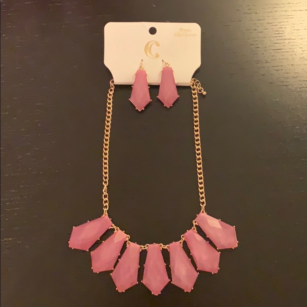 Pale Purple Statement Necklace